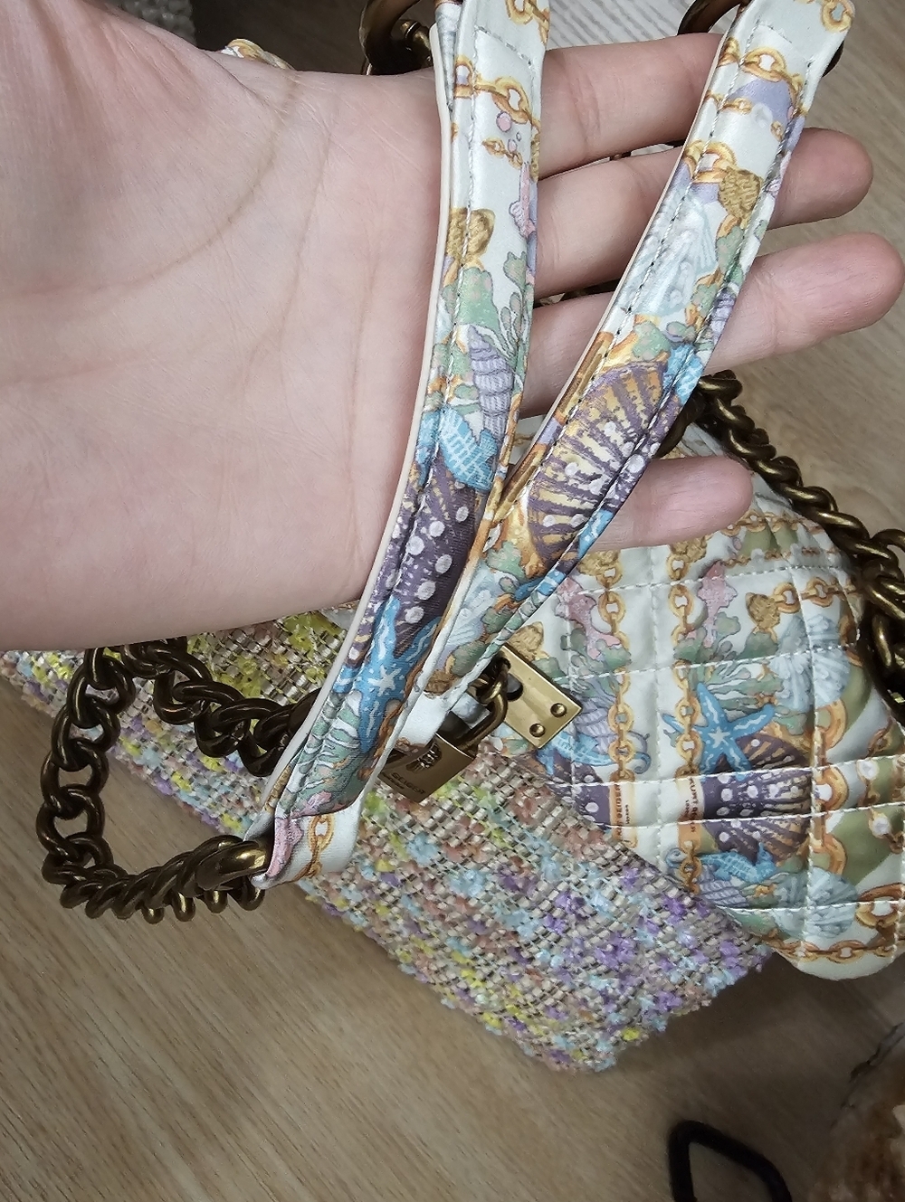 Kurt Geiger London Brixton Mixed Media Tweed Shoulder Bag with Gold Chain. - Picture 6 of 13